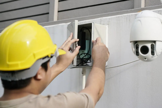 Cara Merawat CCTV Tenaga Surya