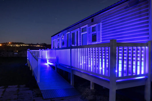 Lampu LED Strip Outdoor yang Tepat untuk Rumah dan Kantor