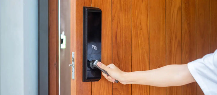 Smart Door Lock untuk Apartemen: Apakah Aman, Legal, dan Cocok untuk Semua Jenis Pintu?