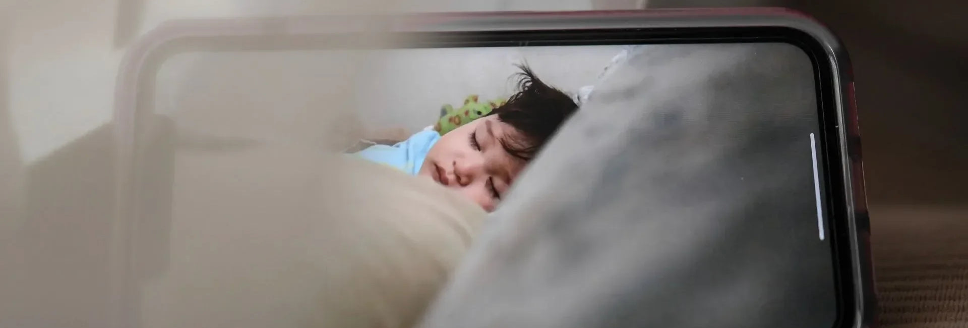 Perlukah CCTV Baby Monitor? Ini Panduan Lengkap Memilih Kamera Pemantau Bayi
