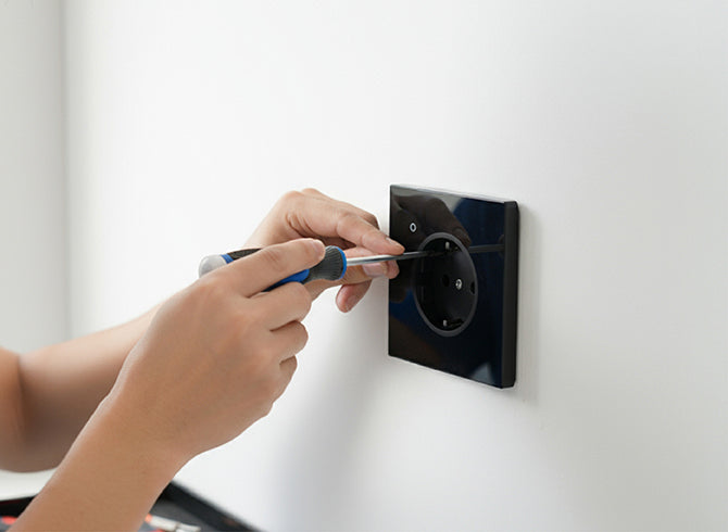 Cara Kerja Smart Wall Socket Teknologi di Balik Stop Kontak Pintar